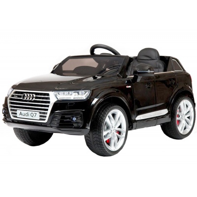  Rivertoys Audi Q7 quattro  