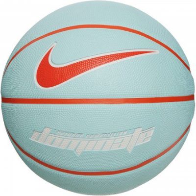   Nike Dominate .5 /